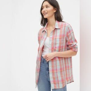 GAP Boyfriend Button Down Shirt
